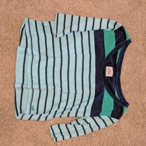 Green stripped quarter length long sleeve shirt.